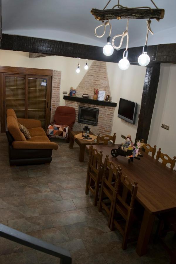 Vivienda Turistica El Caneco تورذيسييّس المظهر الخارجي الصورة